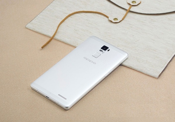 8OPPO R7 Plus外觀