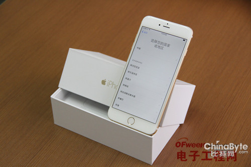 三星Note4決戰iPhone6 Plus/華為Mate7：大屏強機 誰將無力招架？