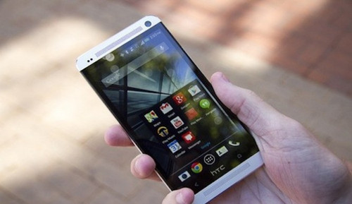 HTC One (M8)