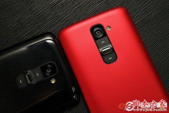 LG G2紅色版背部上部圖片