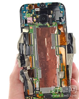 htc one m8拆機圖分享 看看這手機做工如何