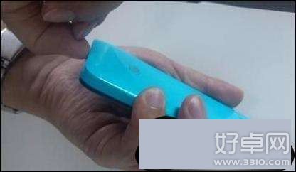 小米3後蓋能不能打開？小米3後蓋怎麼打開？