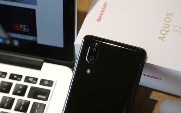 夏普AQUOS S2值得買嗎？夏普S2全面深度評測